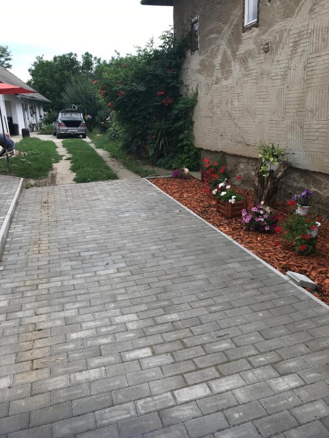 Apartmán Agi Fogado Kisujszallas Exteriér fotografie